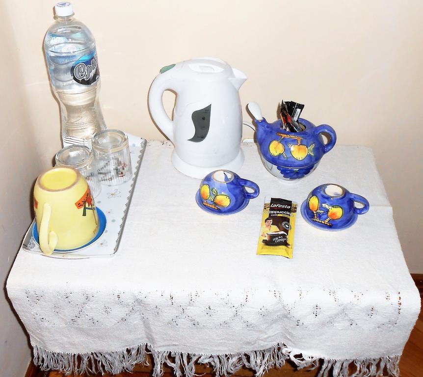 Guest House Marketti Vynohradiv Buitenkant foto
